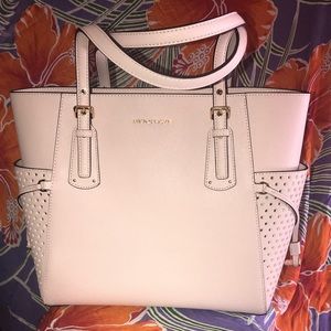 Soft pink tote leather Micheal Kors